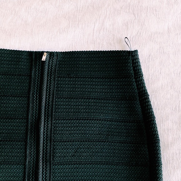 NEW! Zara Black High Waisted Zipper Pencil Skirt - Picture 8 of 16